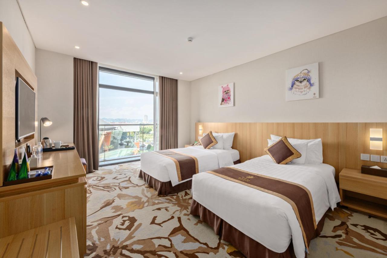 The Reed Hotel Нин Бин Екстериор снимка