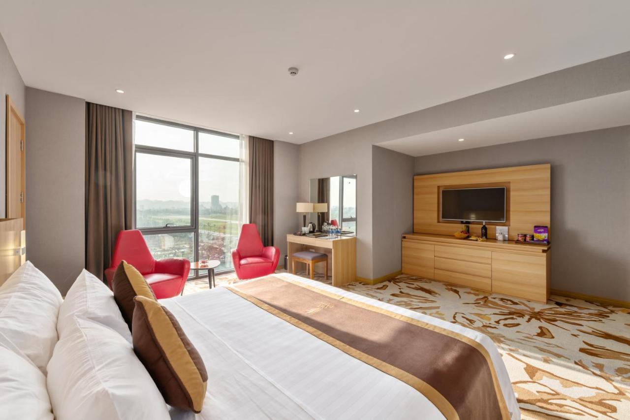 The Reed Hotel Нин Бин Екстериор снимка